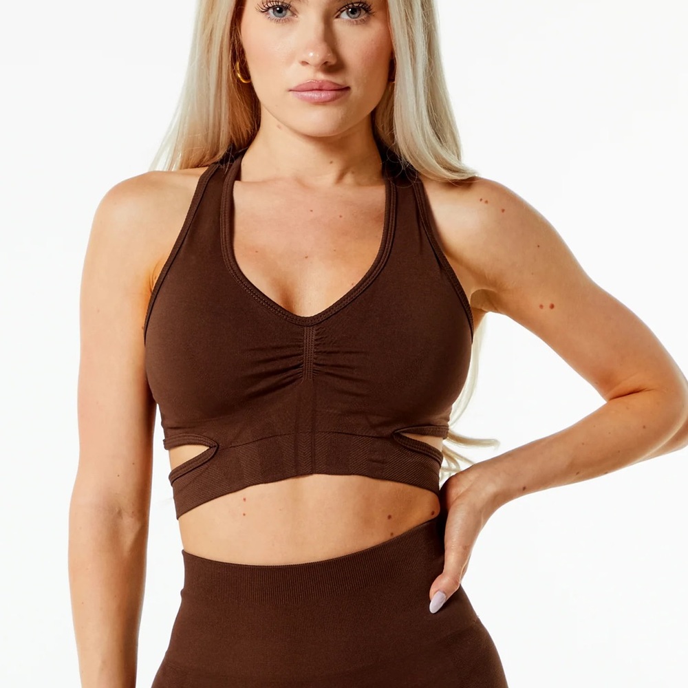 Alphalete Stratus Bra